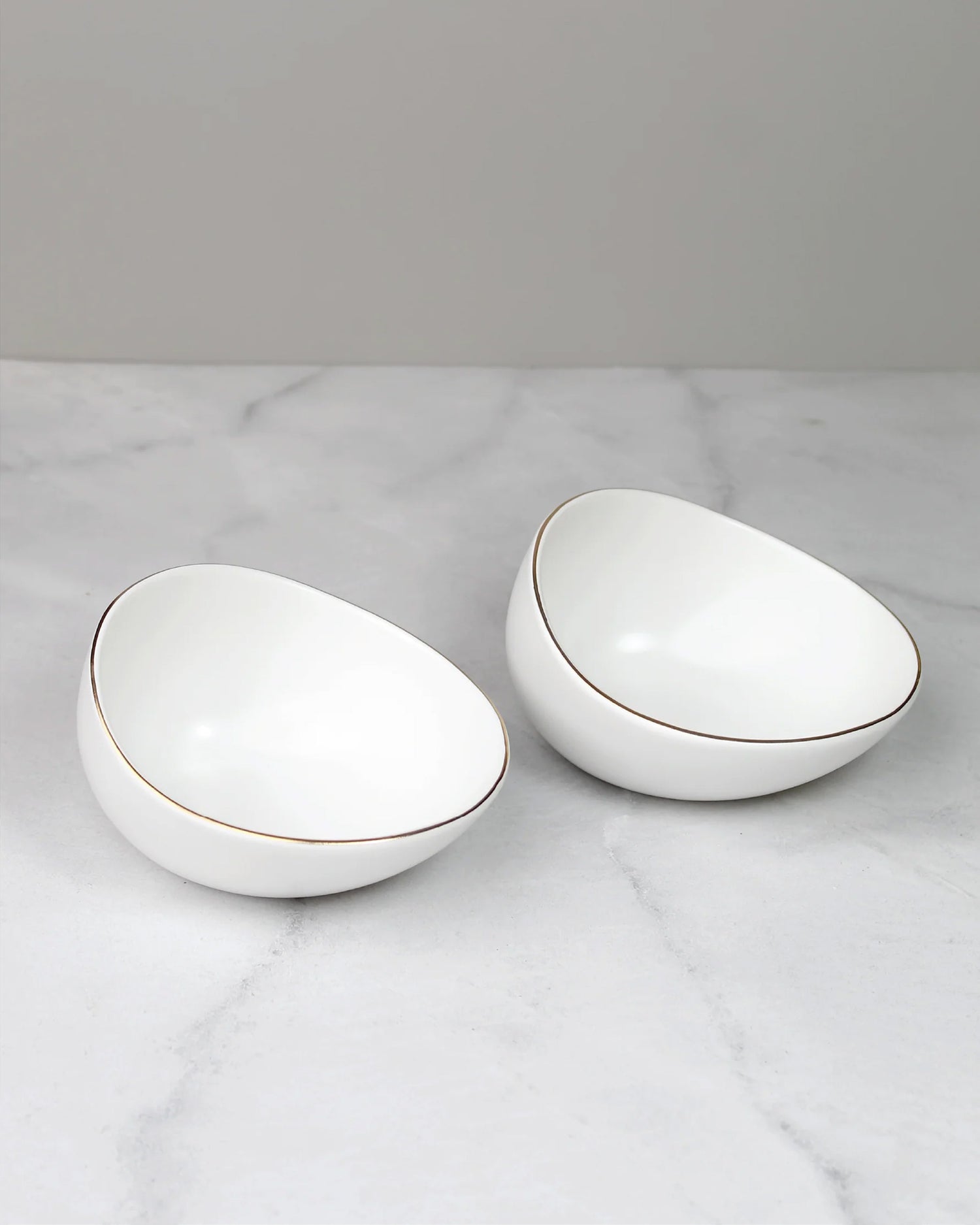 White || Bloom Vegas Ladle Bowl - Serving Elegance in Every Scoop