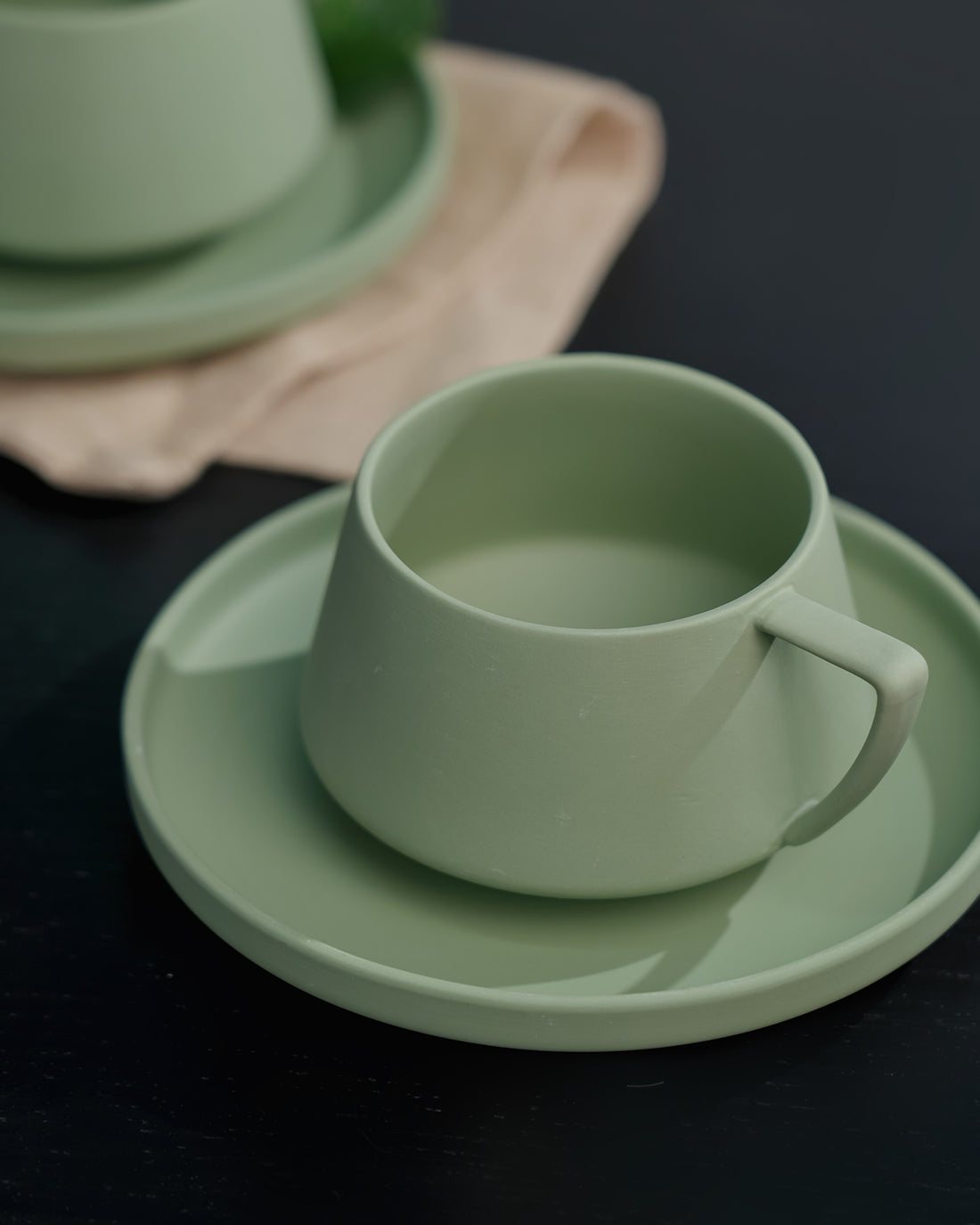 Vogue - Elevated Cup &amp; Saucer Set of 4